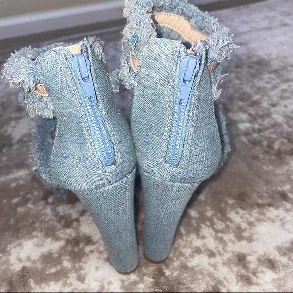 - Laura Marano Not Rated Platform Heels Blue Jean Fringe 5 inch Open Toe SZ 8 - Picture 4 of 11